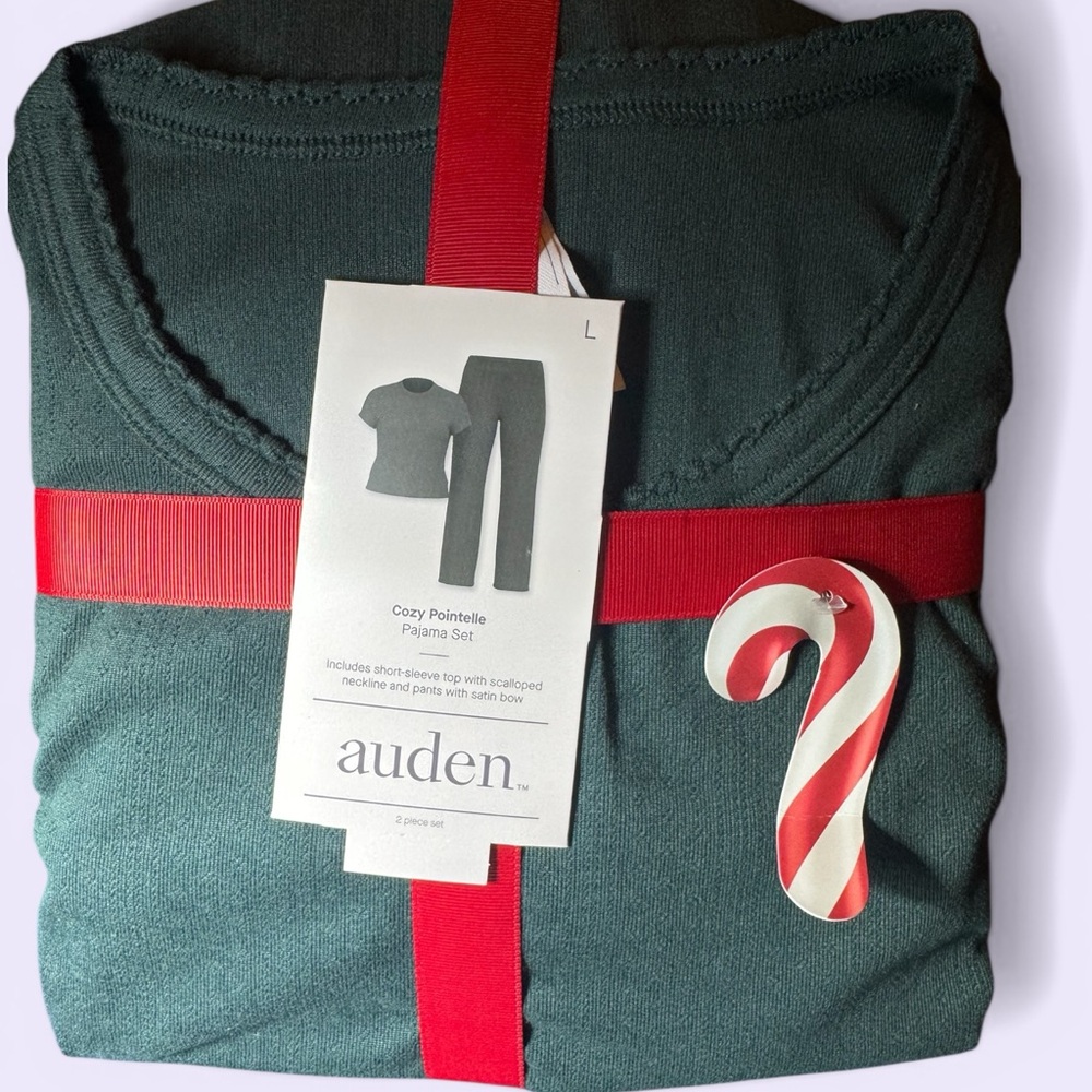 Auden Cozy Pointelle Pajama Set in green.